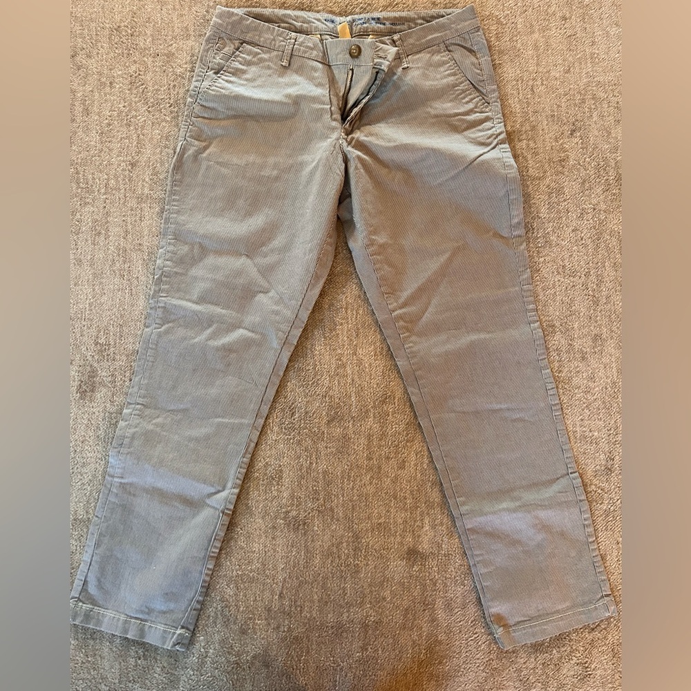 Gap Skinny Boyfriend Khakis, size 6